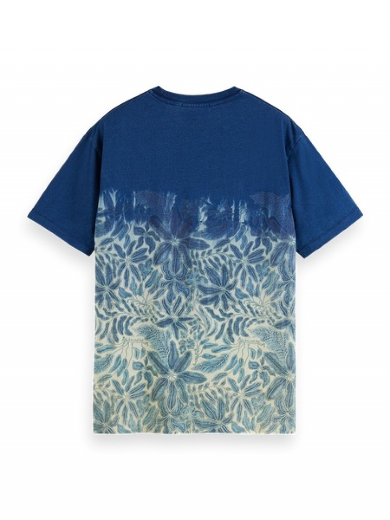 Scotch & Soda Washed Indigo Degrade Graphic Effect T-Shirt Herren Indigo | SN-SAS56466